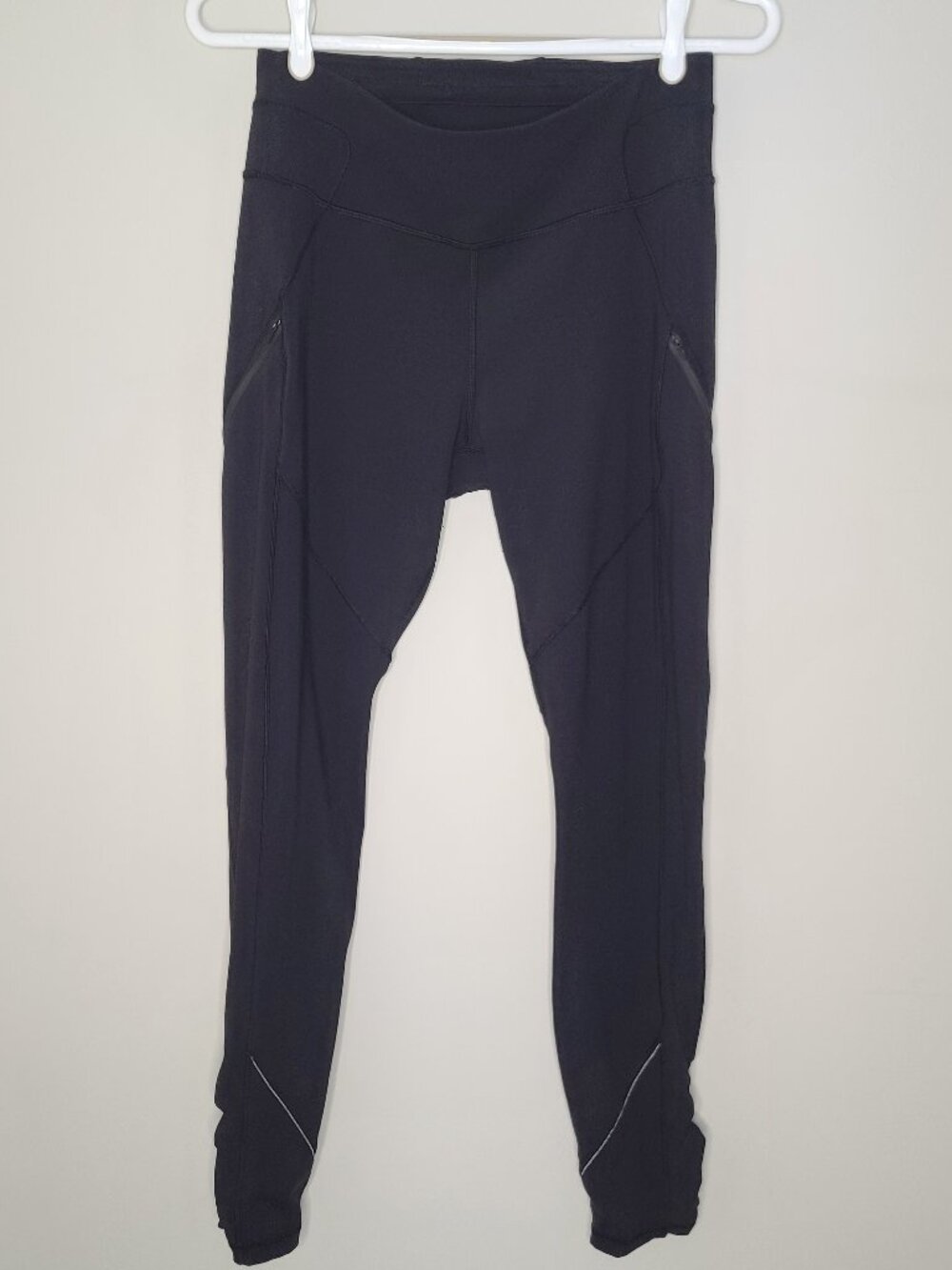Lululemon Black Ruched Ankle Pocketed Tights Size 8